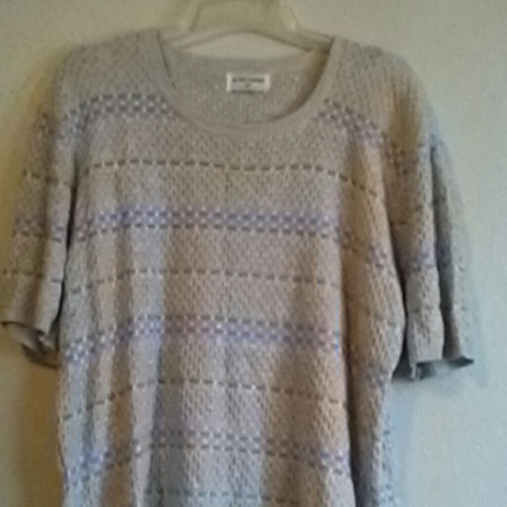 Final Price Alfred Dunner top